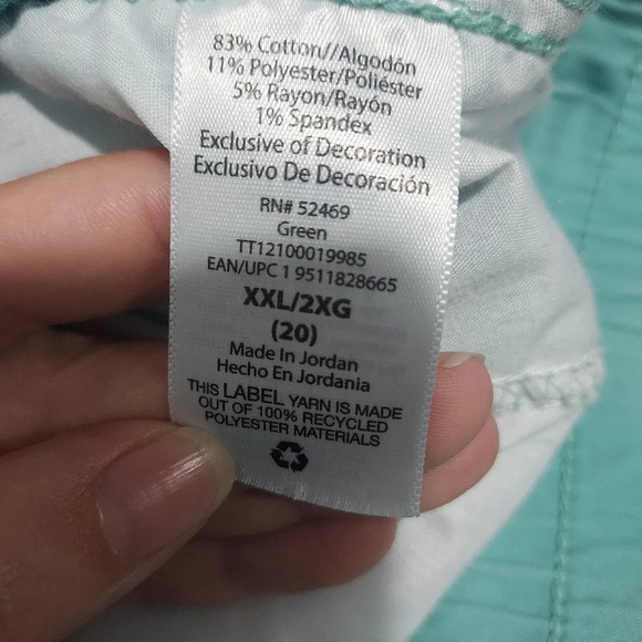 Time and Tru Mint Green Pull On Knit Cuffed Shorts in SIze XXL (20) - Picture 10 of 11